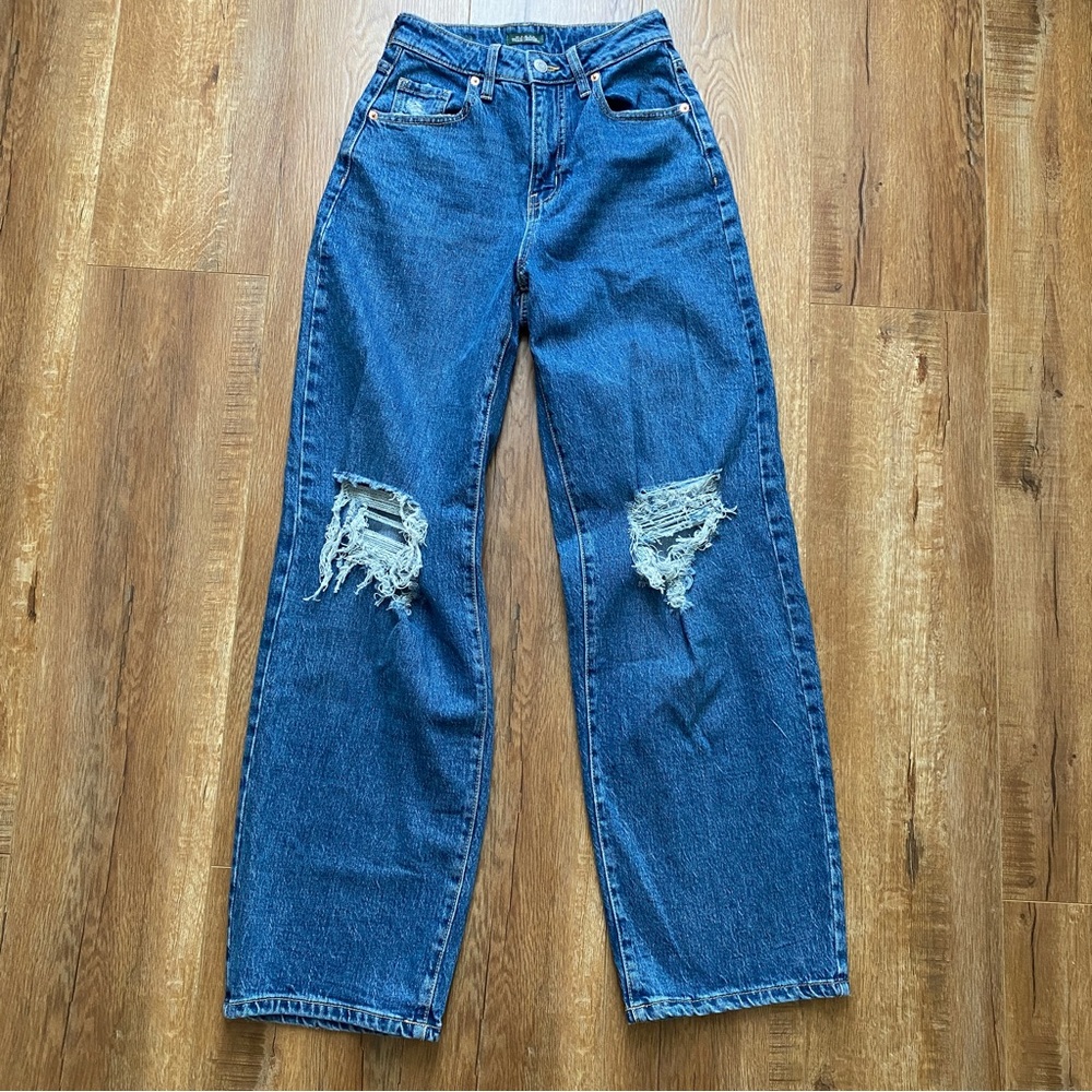 New 90s Style Baggy Distressed Denim Wide Leg Jeans by Wild Fable 00/24R